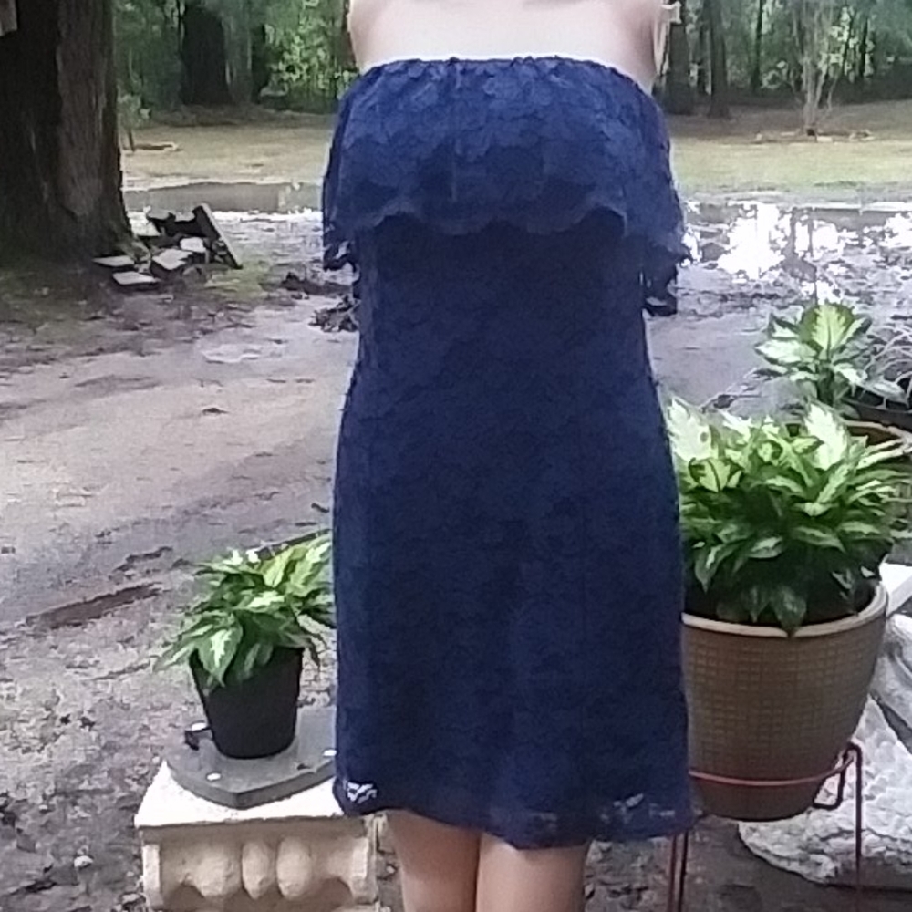 NWT"Reign On" Blue Lacy strapless dress